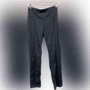 Travel pant side zip. Back pockets. Fit 12-15